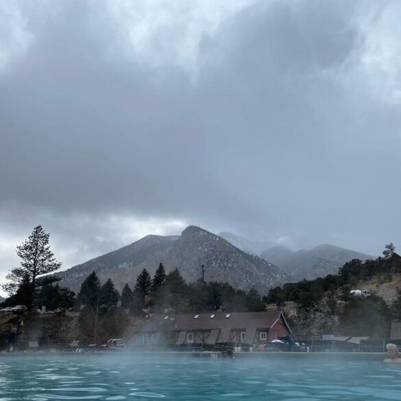Slates Hot Springs The Most Amazing Destination You’ve Never Heard Of Hot Springs Luxe